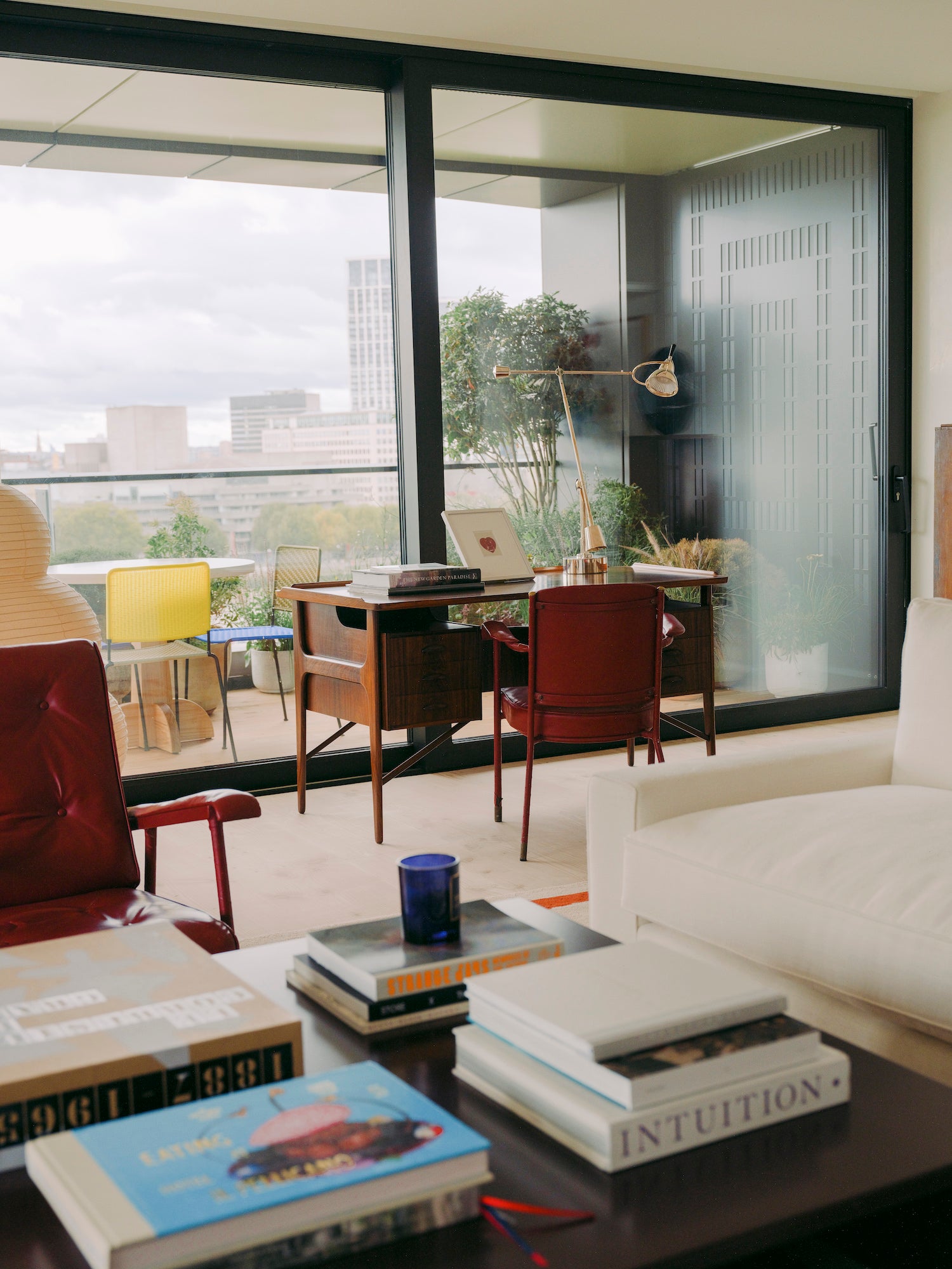 180 The Thames | Eagle & Hodges