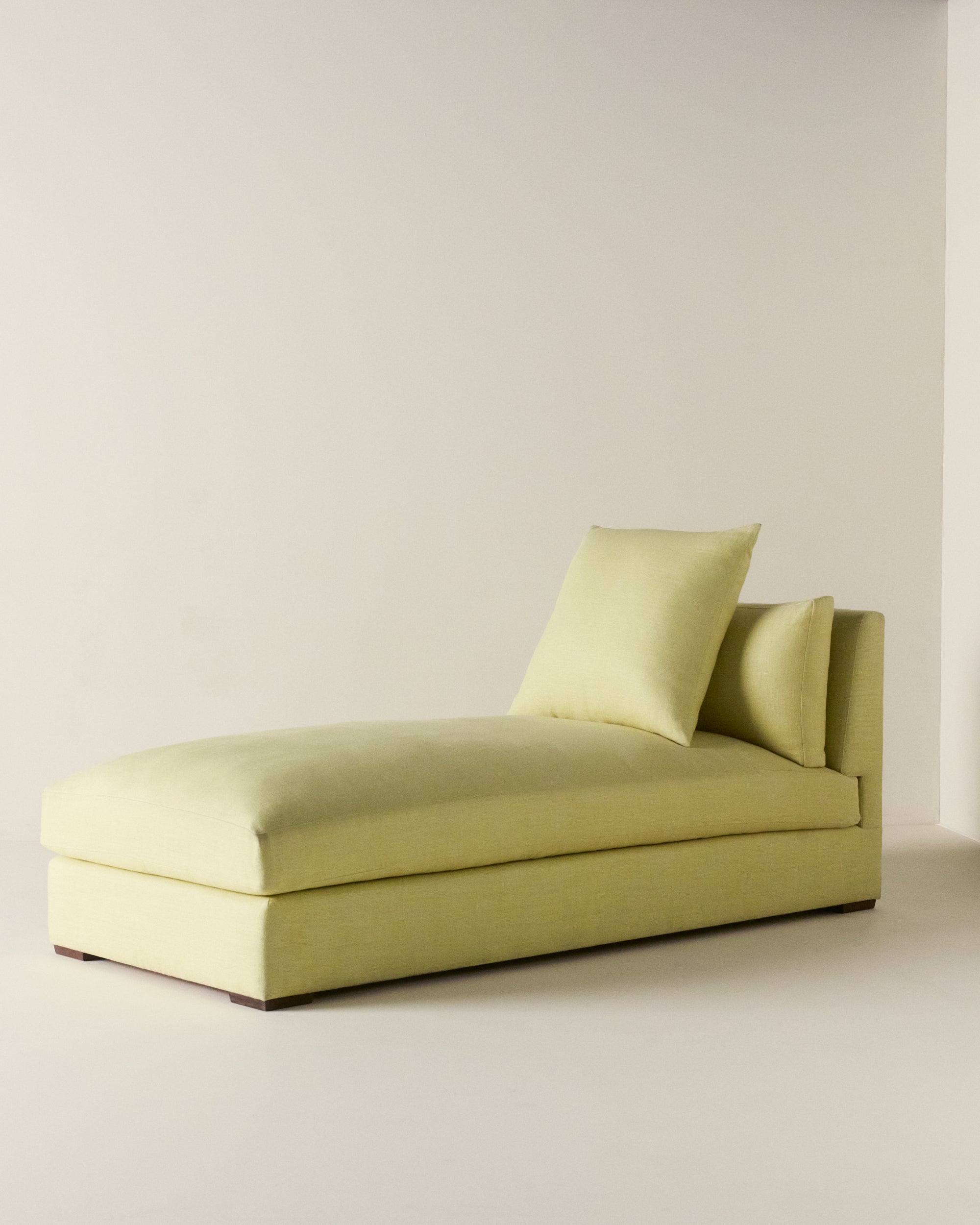 Walton Daybed